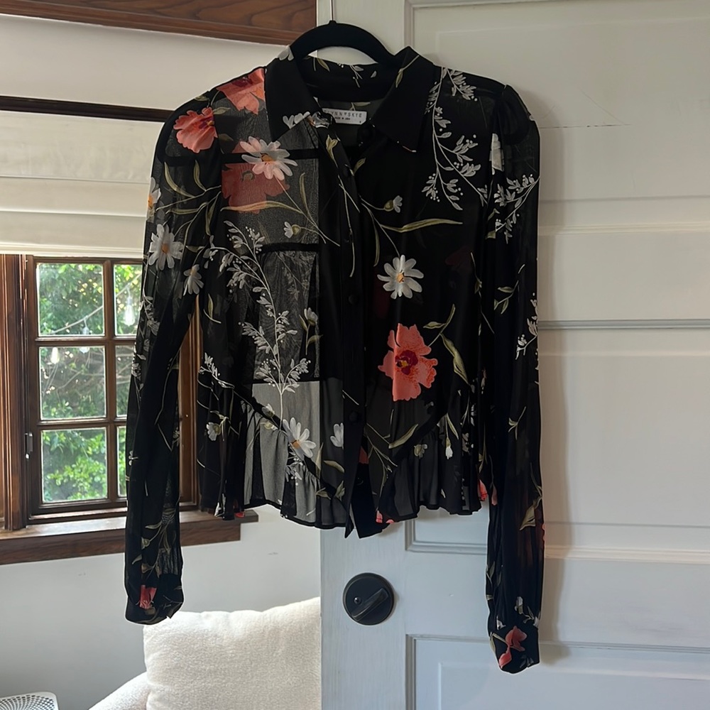Floral long sleeved Blouse
